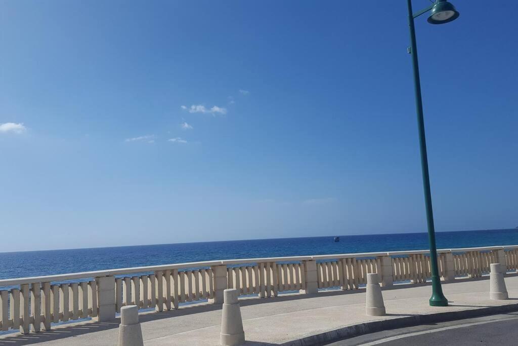Summer All Year! Oceanfront With Pool A/C Aguadilla Luaran gambar