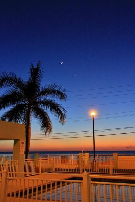 Summer All Year! Oceanfront With Pool A/C Aguadilla Luaran gambar