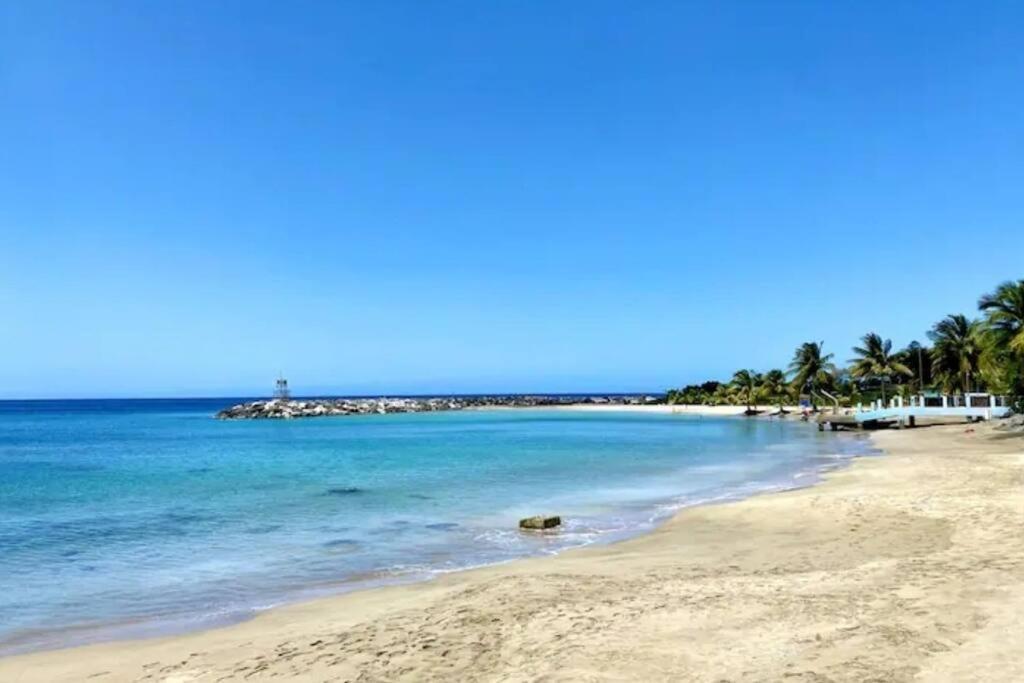 Summer All Year! Oceanfront With Pool A/C Aguadilla Luaran gambar